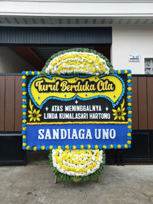 Papan Bunga Duka di Cinta Damai